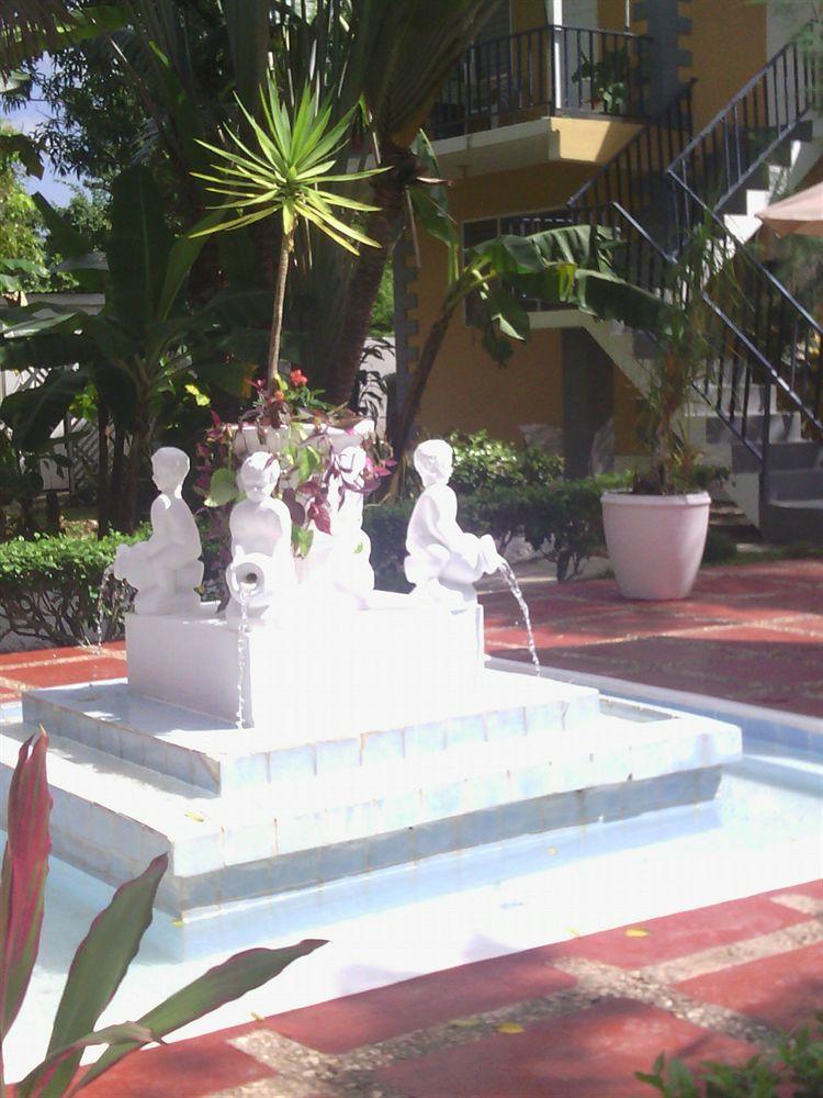 Eddies Tigress 2 Negril Esterno foto