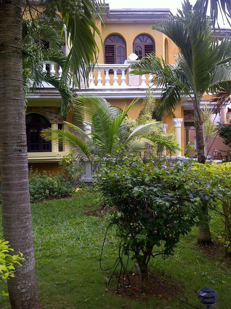 Eddies Tigress 2 Negril Esterno foto